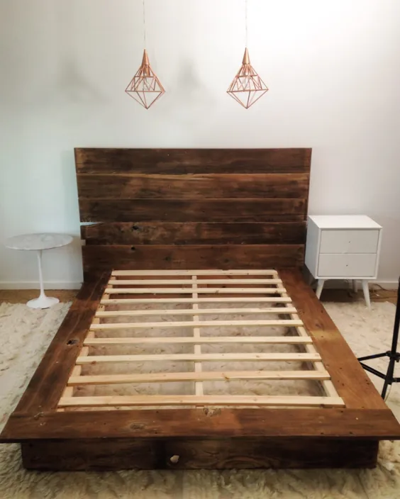 تختخواب سکوهای چوبی ساخته شده DIY