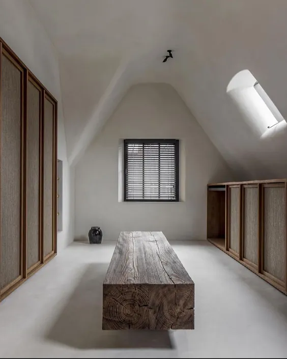 INTERIORGLOBE در اینستاگرام: "اتاق پانسمان آرام طراحی شده توسطbenoit_viaene (عکس توسطcafeine) #benoitviaene #interiorarchitecture #dressingroom # homedesign..."