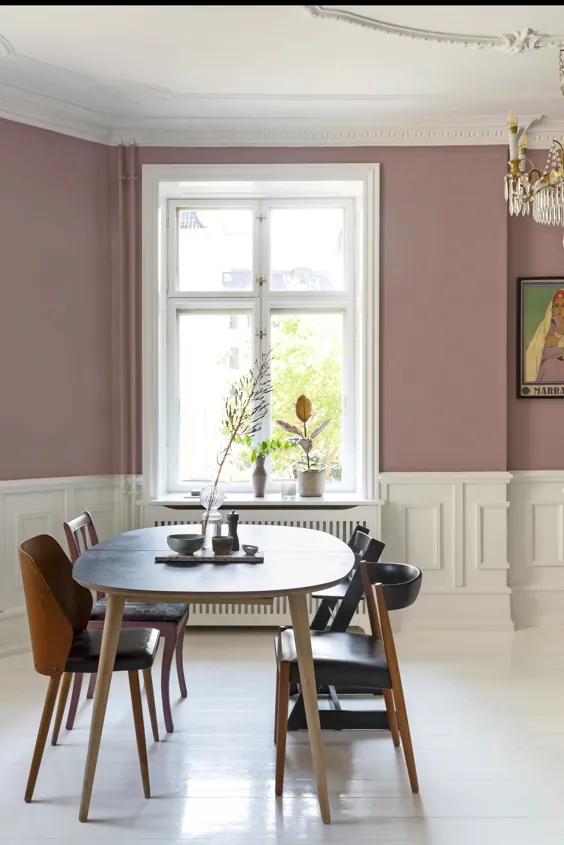 // اتاق ناهار خوری رنگی گل رز با دیوارهای روکش دار گل رز رزا spisestue // høje paneler