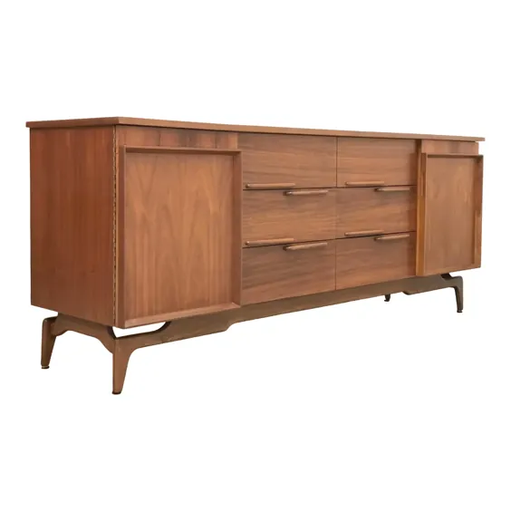 Credenza مدرن قرن ، سبک ولادیمیر کاگان