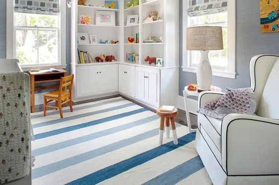 مهد کودک پسر سفید و آبی با قفسه کتاب به شکل L - سنتی - مهد کودک