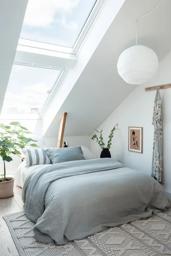 یک آپارتمان اتاق زیر شیروانی اسکاندیناوی با نور طبیعی فراوان - THE NORDROOM