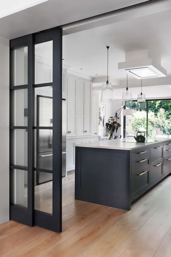 چگونه می توان طراحی آشپزخانه جدید خود را مانند یک طراح داخلی برنامه ریزی کرد