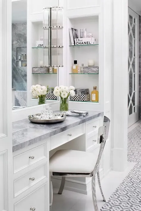 آشپزخانه سنگی خاکستری روی غرور آرایش سفید - انتقالی - حمام