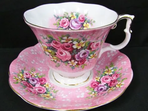 ROYAL ALBERT FESTIVAL SERIES LYRIC CANDY PINK FLORAL TEA CUP and SACCER