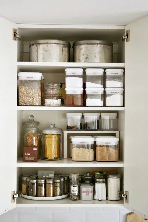 15 کابینت آشپزخانه که به زیبایی سازمان یافته اند (و نکاتی که از هر یک آموخته ایم)