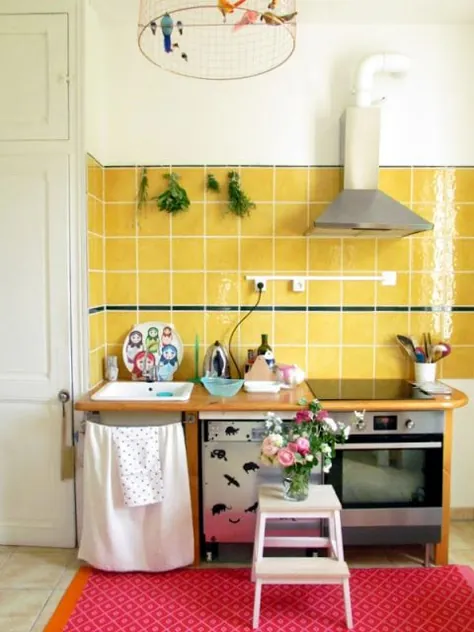 آشپزخانه زرد