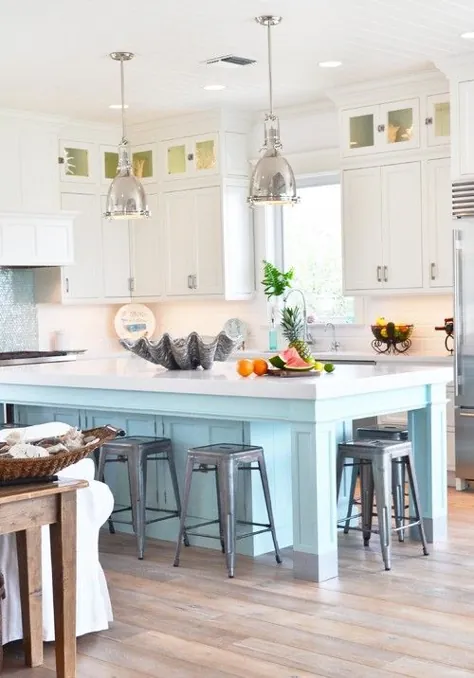 آشپزخانه ساحلی به رنگ آبی و سفید - زندگی در شهر و کشور