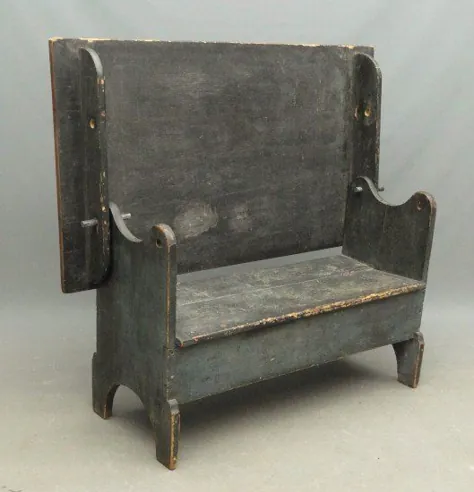 163: قرن نوزدهم  میز هاچ - 25 آگوست 2012 |  Copake Auction Inc. در نیویورک