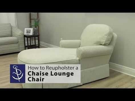 چگونه Reupholster یک اتاق شاسی بلند را احیا کنیم