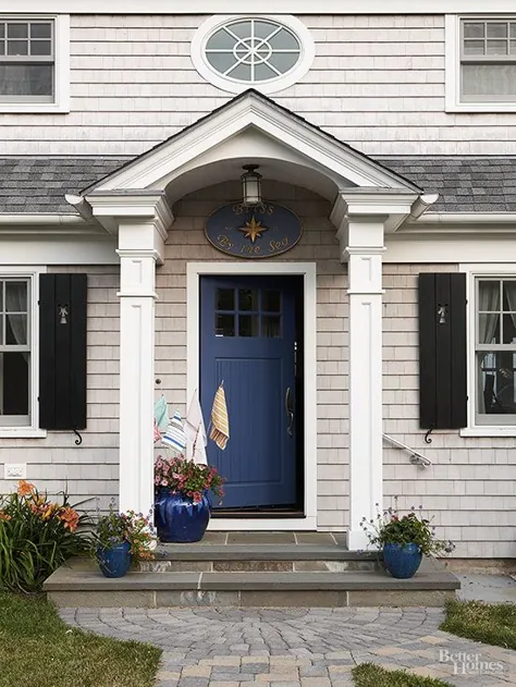 21 درب جلوی آبی زرق و برق دار برای الهام بخش کردن در تازه سازی نمای بیرونی بعدی شما