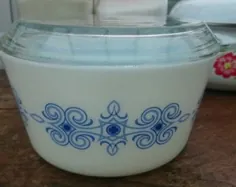 رزرو شده برای PHOEBE 1960s Vintage Rare Pyrex Blue Tulip | اتسی