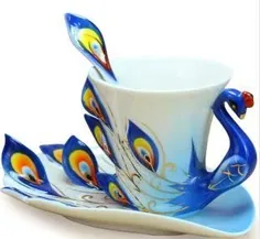 ظریف قابل جمع آوری هنرهای زیبا چین فنجان چای پرسلان و بشقاب قهوه فنجان قهوه دلفین ها موضوع خلاقانه رمانتیک برای عروسی / کریسمس سه ست (Bule)