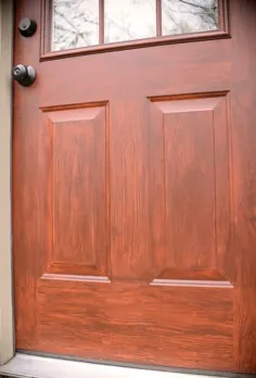 چگونه یک در را رنگ کنیم تا شبیه چوب شود