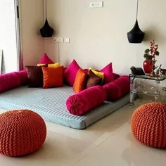عاشق این ایده استفاده از کف نشینی های سنتی و ایجاد رنگ و نشاط بسیار برای آن باشید @ tamanna_ch... |  دکور خانه هندی، دکوراسیون منزل، مبلمان دکوراسیون منزل