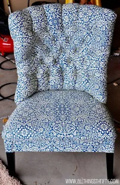 صندلی صورتی تقریباً تمام شده است!