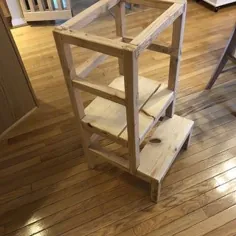 نحوه ساخت صندلی کمکی آشپزخانه کودک نوپا با 30 دلار