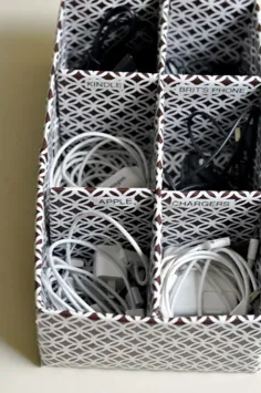 DIY: چگونه می توان سیم و کابل های خود را سازماندهی کرد - Darkroom و Dearly