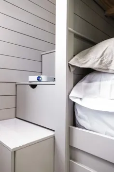 تصاویر اتاق تختخواب سفری از خانه هوشمند HGTV 2021