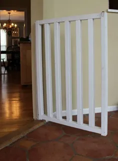 DIY سگ چوبی یا دروازه کودک