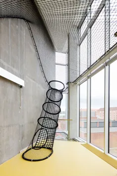 Indoor-Spielplatz für Klein und Groß: Ku.Bon von MVRDV