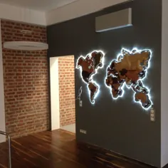 نقشه جهانی چوبی.