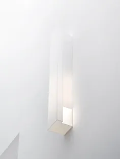 نورپردازی عالی سفید توسط اریک ون د وال ، جولس کایرون و جرالد پرین